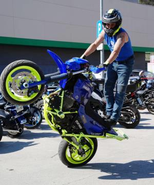 Moto žegnanje na Ravnah že petnajstič (1)